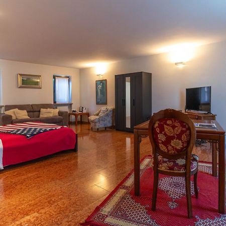 A Casa di Tom Bed & Breakfast Sant'Ambrogio di Valpolicella Bagian luar foto