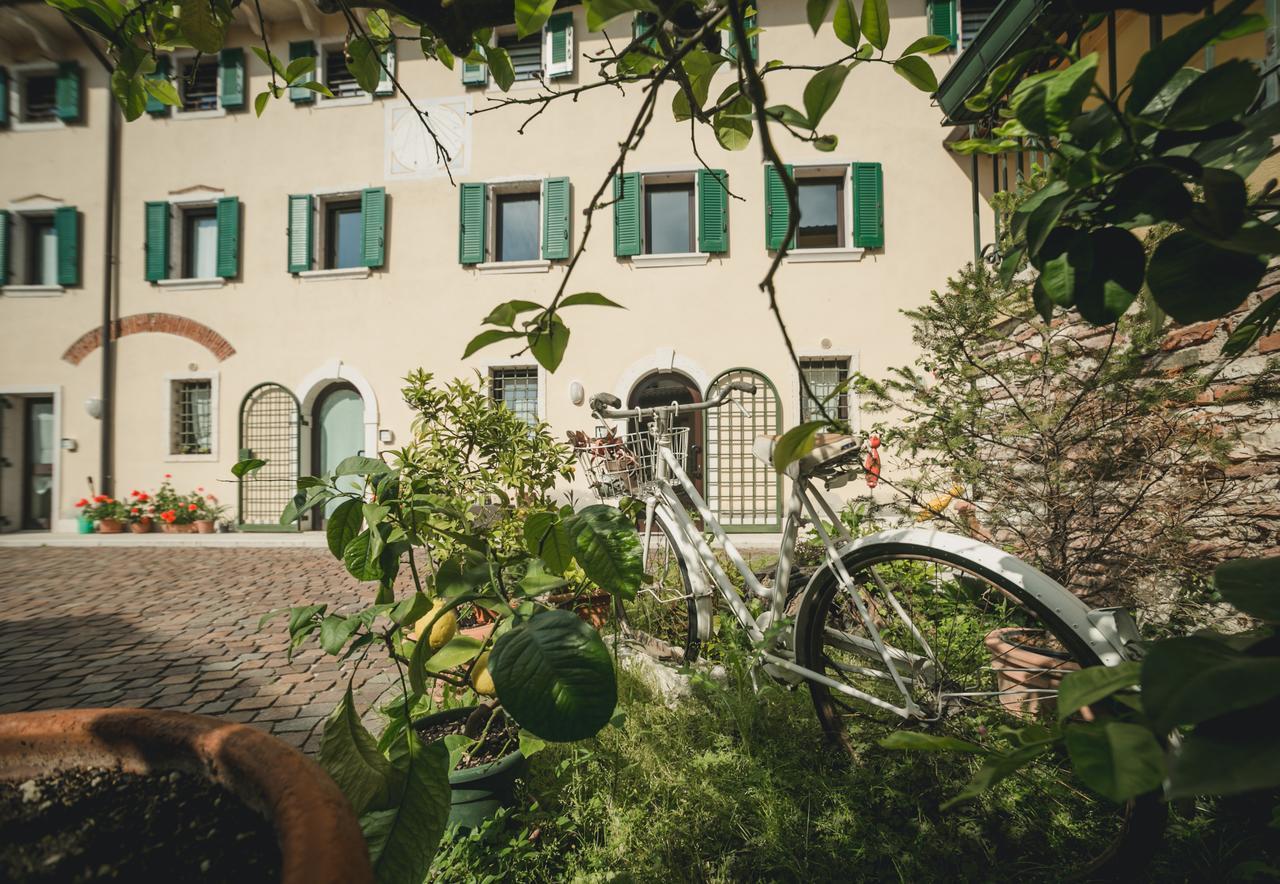 A Casa di Tom Bed & Breakfast Sant'Ambrogio di Valpolicella Bagian luar foto